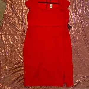 Express red short sleeved dress with split (XL)